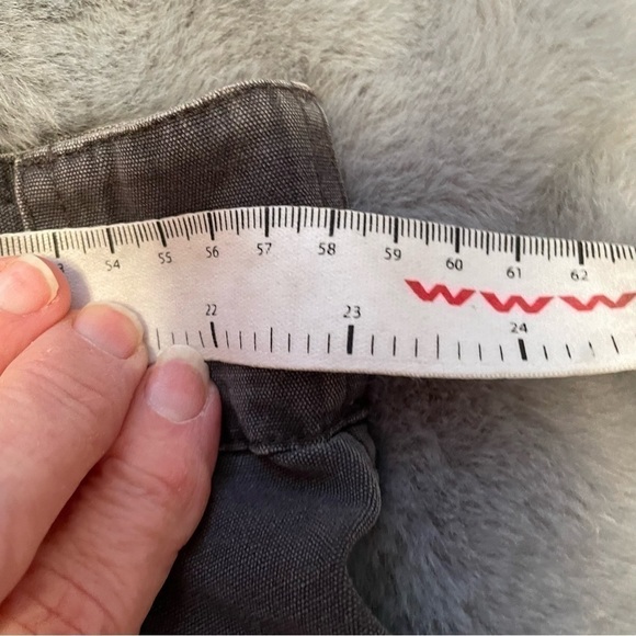 CABELLA’S Mens Cargo Shorts - Size 44 Grey/Charcoal Pls see pics for measurement - Picture 8 of 10